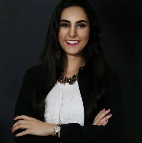 Dra. Aline Talassi